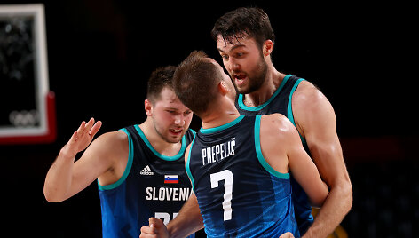 Luka Dončičius, Klemenas Prepeličius ir Mike'as Tobey