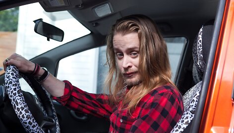 dryvrs-ep-1-just-me-in-the-house-by-myself-starring-macaulay-culkin