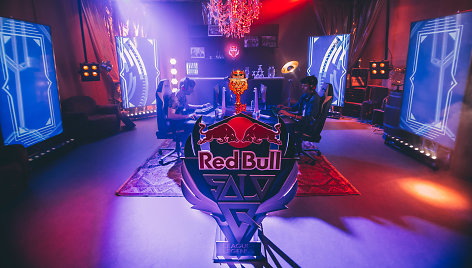 Red Bull Solo Q čempionatas