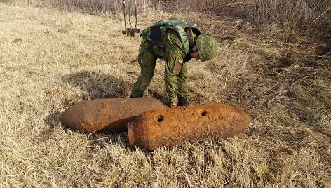 Aviacinės bombos