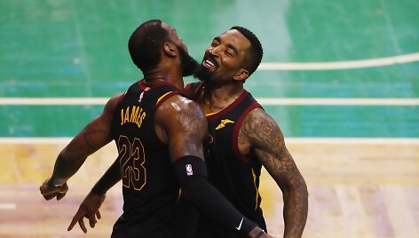 LeBronas Jamesas ir J.R.Smithas