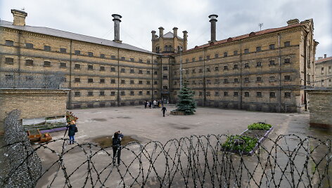 Buvęs Luki&scaron;kių kalėjimas