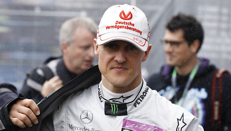 Vokiečių leidybos bendrovė atsiprašė už netikrą interviu su Michaeliu Schumacheriu