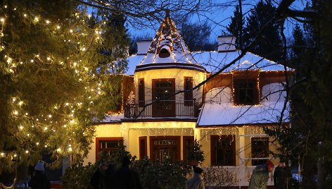 Obelynė lankytojų lauks iki Trijų Karalių