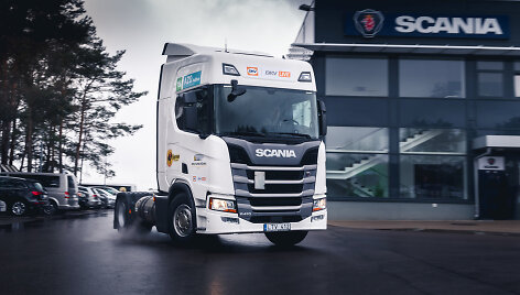 Dujomis varomas vilkikas &bdquo;Scania R 410 LNG&ldquo;
