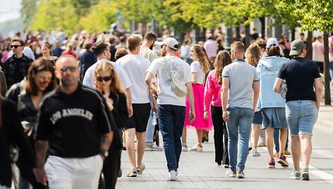 Vilniečiai džiaugiasi &scaron;iltu savaitgaliu