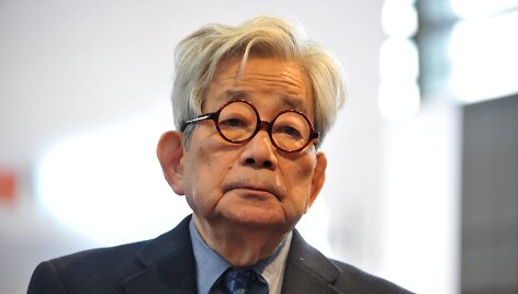 Kenzaburo Oe