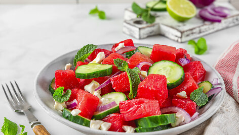 Arbūzų salotos su feta ir mėtomis