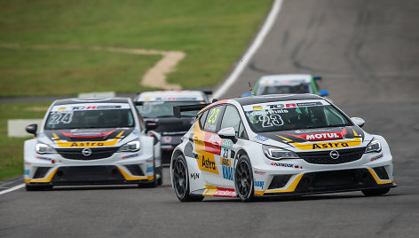 „Opel Astra TCR“