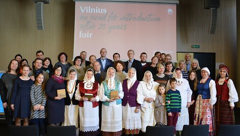 Knygos &bdquo;Varėnos kra&scaron;to dienora&scaron;čiai&ldquo; pristatymas Vilniaus knygų mugėje