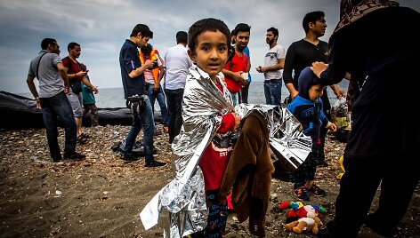 Migrantai ir pabėgėliai atplaukia į Lesbo salą