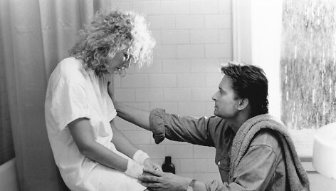 Kadras i&scaron; filmo &bdquo;Fatali&scaron;kas potraukis&ldquo; (Fatal Attraction)