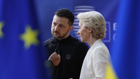 V. Zelenskis ir U. von der Leyen /  / AP