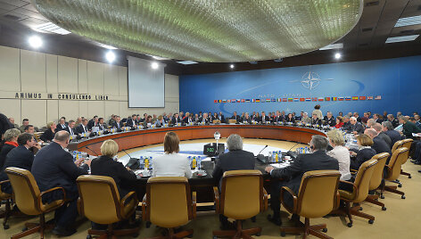 NATO gynybos ministrų susitikimas Briuselyje