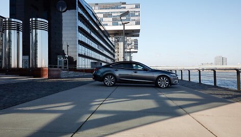 &bdquo;Mazda3&ldquo; modelis su &bdquo;SkyActiv X&ldquo; pavadintu varikliu &ndash; tik testavimo stadijoje