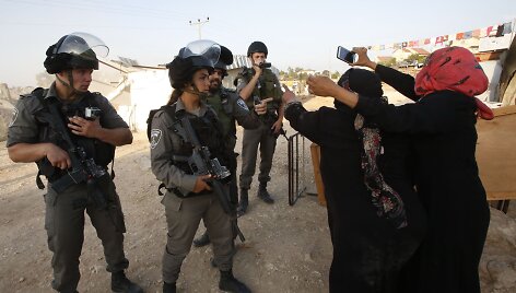 Izraelo kariai ir palestiniečiai