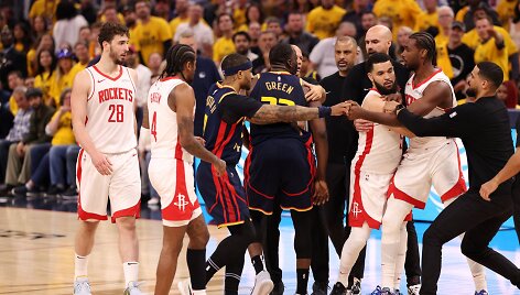 &bdquo;Warriors&ldquo; ir &bdquo;Rockets&ldquo; konfliktas