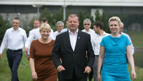 Saulius Skvernelis pristatė visus LVŽS sąra&scaron;o narius
