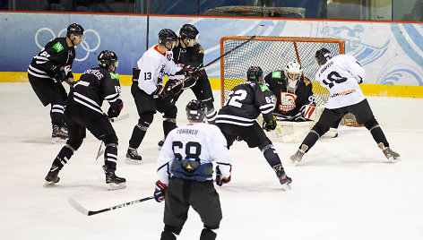 „Hockey Punks“ – „Baltų Ainiai“