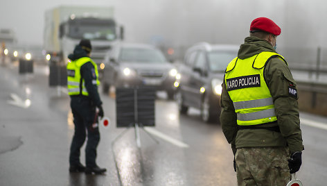 Stacionarus policijos kontrolės postas