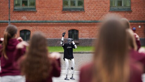 Robotai humanoidai Klaipėdos universitete
