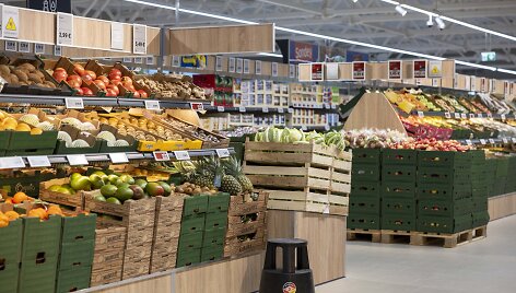 Vaisiai ir daržovės kasdieniame racione nebūtinai turi kainuoti brangiai: &bdquo;Lidl&ldquo; ekspertas pataria, kaip jų suvartoti daugiau