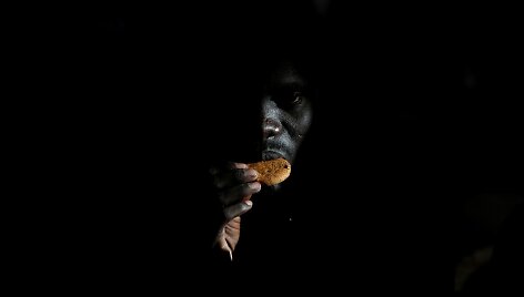 Laivas Viduržemio jūroje gelbsti i&scaron;sekusius &Scaron;iaurės Afrikos migrantus