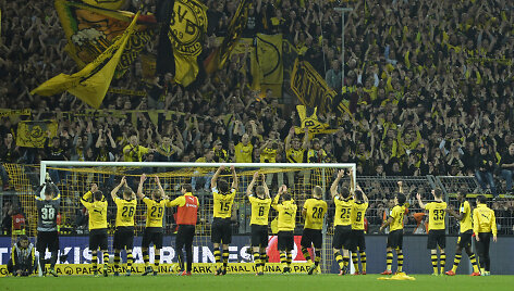 Dortmundo &bdquo;Borussia&ldquo; &scaron;venčia pergalę