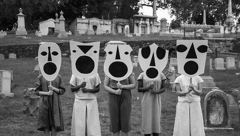 Yael Bartana, &bdquo;The Undertakers&ldquo;