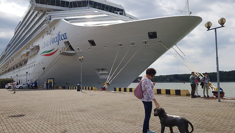 Uostamiestyje vieši didžiulis kruizinis laivas „Costa Pacifica“