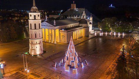 Vilniaus kalėdinė eglė iš paukščio skryžio 