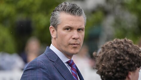 Pete'as Hegsethas / Alex Brandon / AP