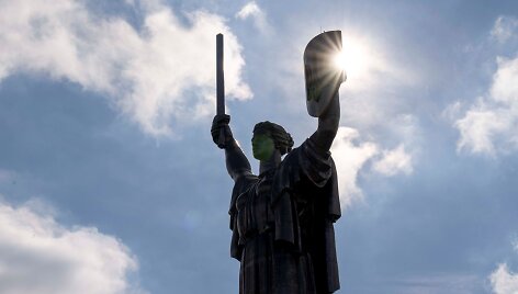 &bdquo;Motinos Tėvynės&ldquo; monumentas Kyjive