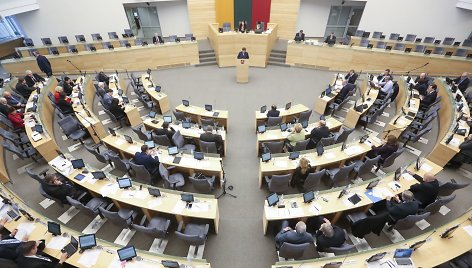 Seimas pirmą kartą svarsto kitų metų biudžetą