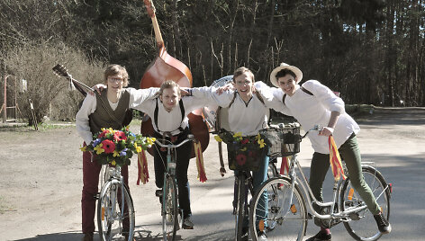 Folkroko grupė &bdquo;Kūjeliai&ldquo;