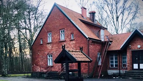 Poilsio namai „Medikas“, buvęs kopų prižiūrėtojo namas