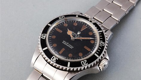 &bdquo;Rolex&ldquo; laikrodis, kurį Rogeris Moore'as dėvėjo vaidindamas Džeimsą Bondą filme &bdquo;Gyvenk ir leisk mirti&ldquo;