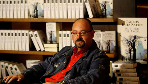 Carlos Ruiz Zafon 