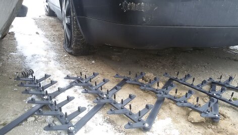 &bdquo;Ežio&ldquo; pagalba Kėdainiuose sustabdytas girtas ir teisių neturintis automobilio vairuotojas