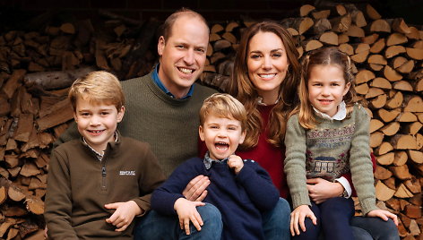 Princas Williamas ir hercogienė Catherine su vaikais