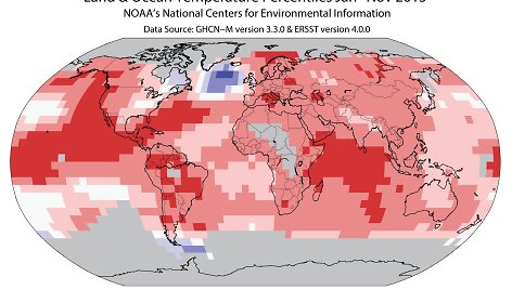 NOAA žemėlapis rodo, kur pasaulyje 2015-aisiais buvo &scaron;ilčiau ar vėsiau
