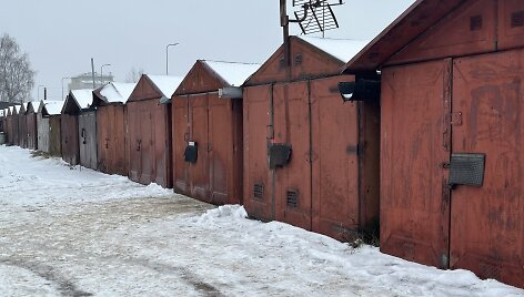 Garažas i&scaron; kurio i&scaron;gelbėta pagrobta mažametė