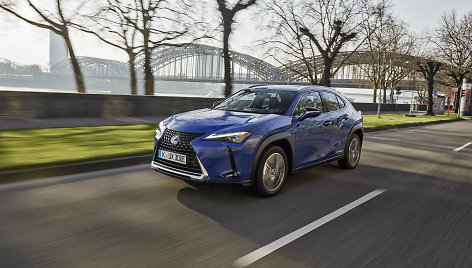 „Lexus UX 300e“