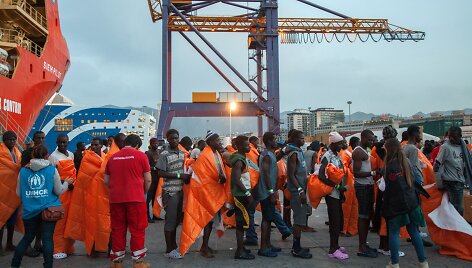 Italiją nuo antradienio pasiekė beveik 6 tūkst. migrantų