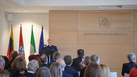 Dalia Grybauskaitė atidarė naują Lietuvos ambasadą Italijoje