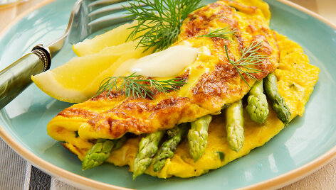 Omletas su smidrais