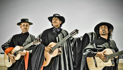 Ispanų trio &bdquo;Ol&eacute;!&ldquo; pasirodymo akimirka
