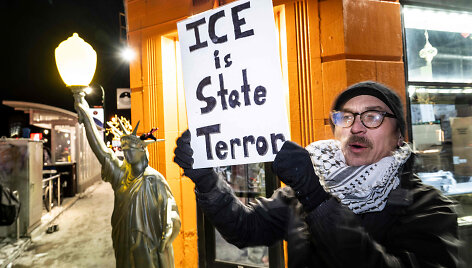 Protestas prie&scaron; ICE / ROBERTO SCHMIDT / AFP