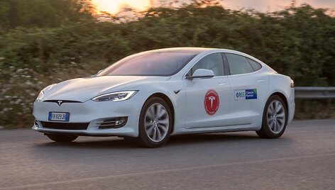 &bdquo;Tesla Model S 100D&ldquo;
