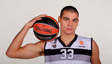 Nemanja Bezbradica